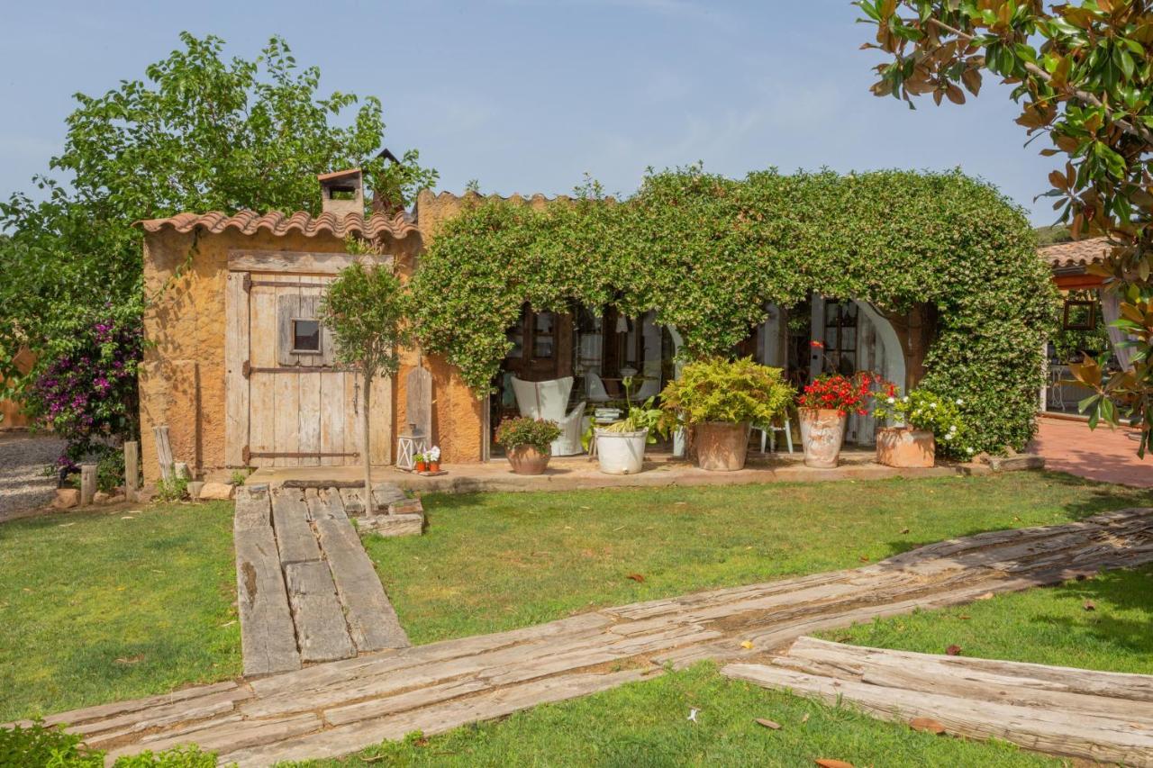 Le Rondini Bed and Breakfast Montrás Exteriör bild
